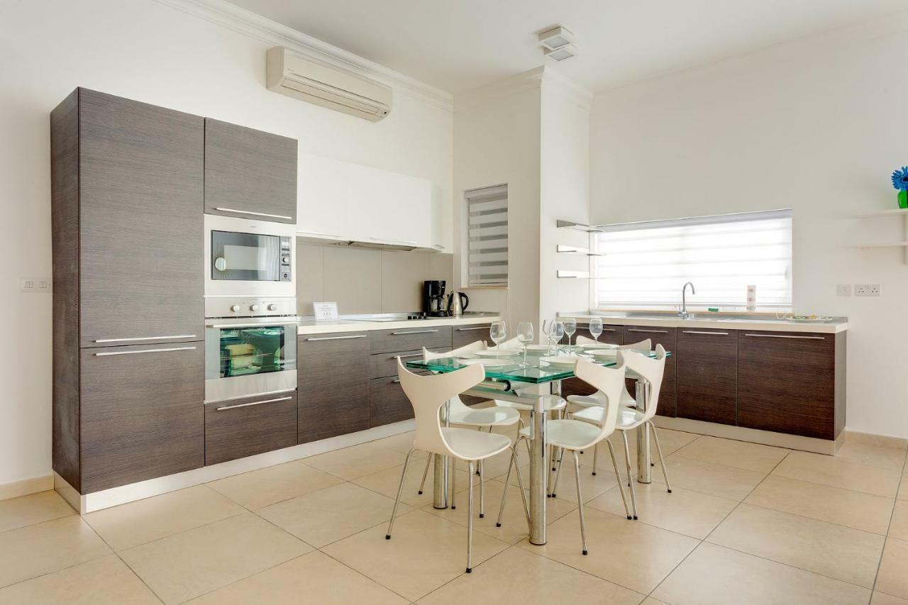 Apartment In Fort Cambridge With Pool Sliema Kültér fotó