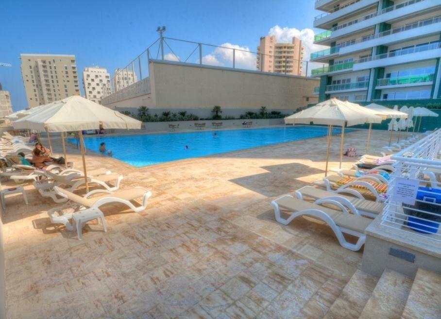 Apartment In Fort Cambridge With Pool Sliema Kültér fotó
